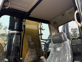 2024-caterpillar-323dl-1429846-45864775