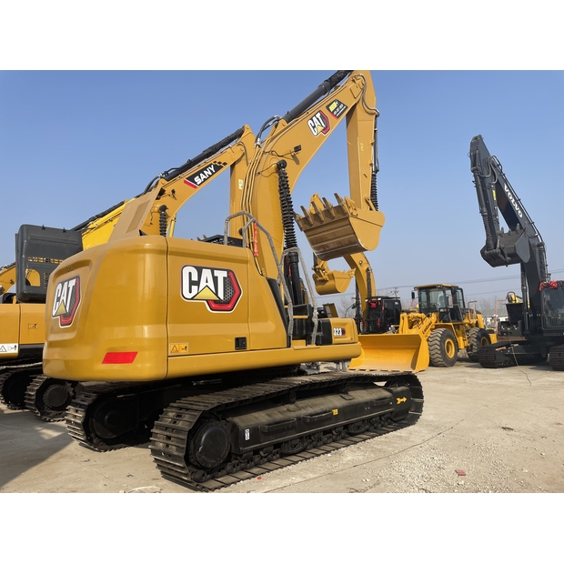 2024 Caterpillar 323-45864817