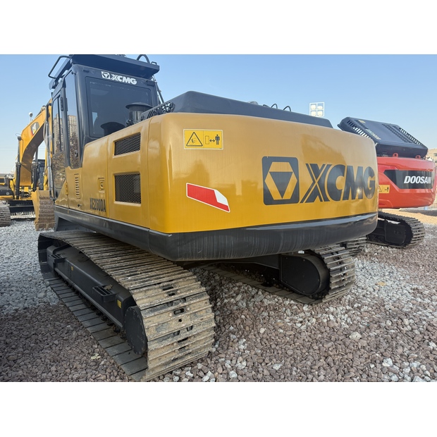 2025 اكس سي ام جي XE260DA-45864956