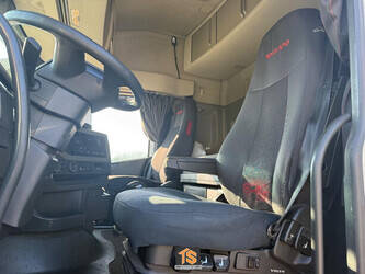 2015-volvo-fh-420-1429858-45865040