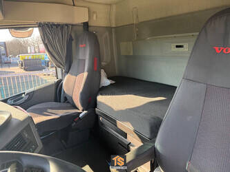 2015-volvo-fh-420-1429858-45865041