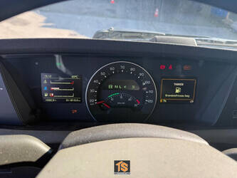 2015-volvo-fh-420-1429858-45865042