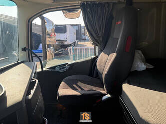 2015-volvo-fh-420-1429858-45865044