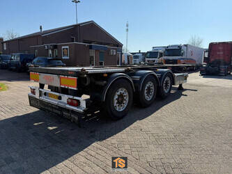 صورة ل هياكل الحاويات 2003 فان هوول 3B2015