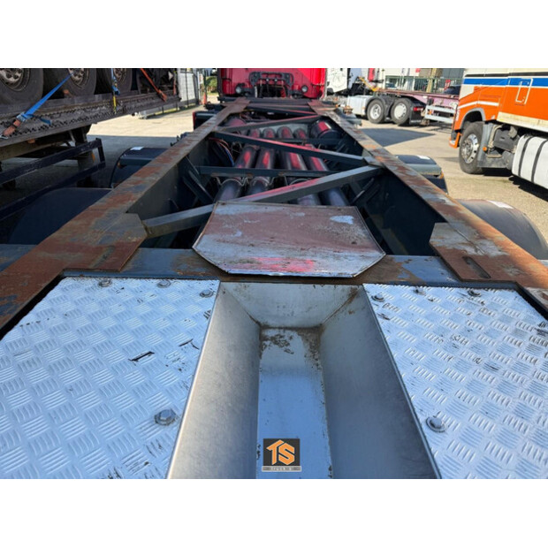 2003 فان هوول 3B2015-45865127