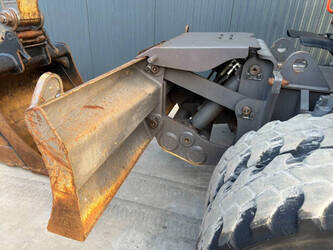 2016-volvo-ewr150e-1429869-45865500