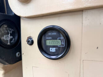 2013-caterpillar-140k-1429890-45866425