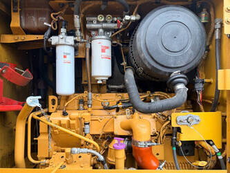 2013-caterpillar-140k-1429890-45866434