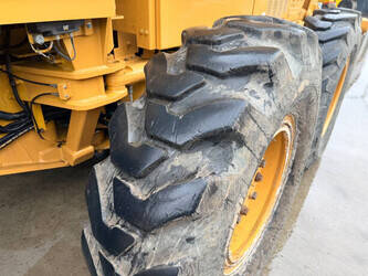 2013-caterpillar-140k-1429890-45866438