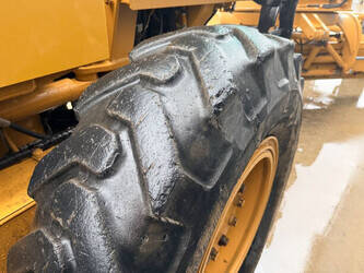 2013-caterpillar-140k-1429890-45866444