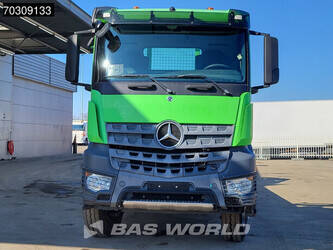 2014-mercedes-benz-arocs-2636-1429914-45867516