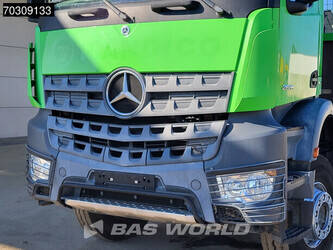 2014-mercedes-benz-arocs-2636-1429914-45867517