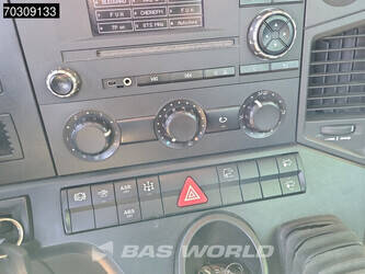 2014-mercedes-benz-arocs-2636-1429914-45867521