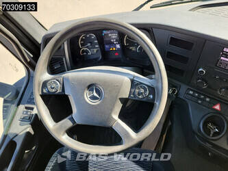 2014-mercedes-benz-arocs-2636-1429914-45867522