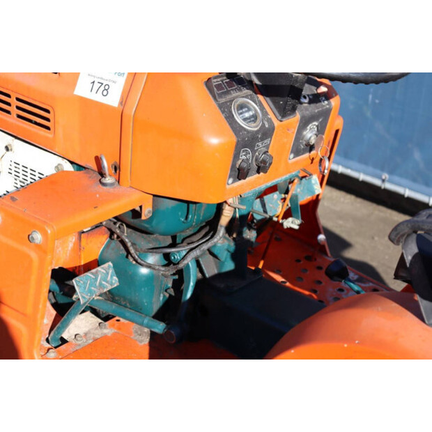 KUBOTA B1400DT-45868500