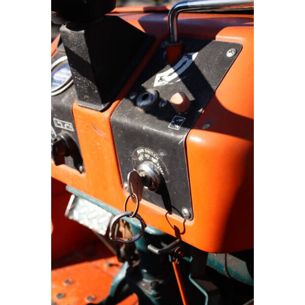 KUBOTA B1400DT-45868509