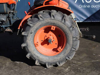 kubota-b7000-1429939-45868748