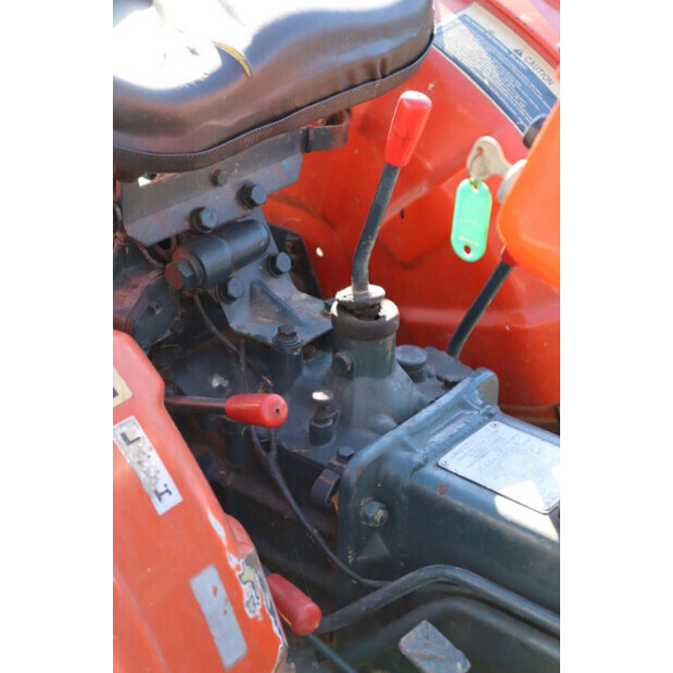 KUBOTA B7000-45868765