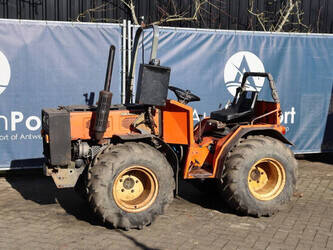 صورة ل تراكتورات زراعية هولدر C20