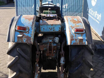 eicher-es-400-45869436