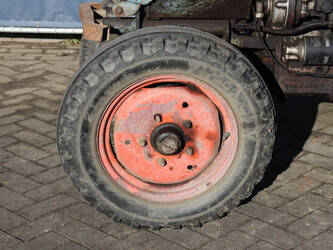 eicher-es-400-45869443