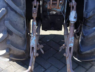 eicher-es-400-45869449