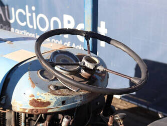 eicher-es-400-45869459