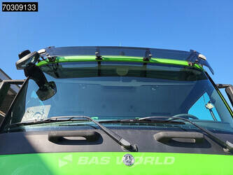 2014-mercedes-benz-arocs-2636-1429914-45869940