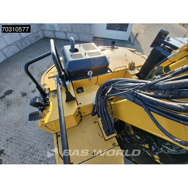 2017 Caterpillar 325FLCR-45869977