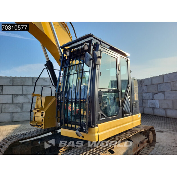 2017 Caterpillar 325FLCR-45869982