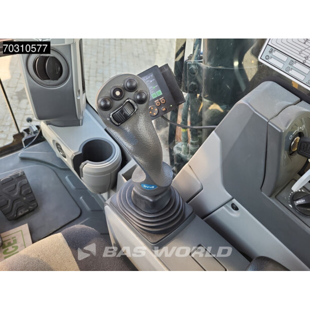 2017 Caterpillar 325FLCR-45869990