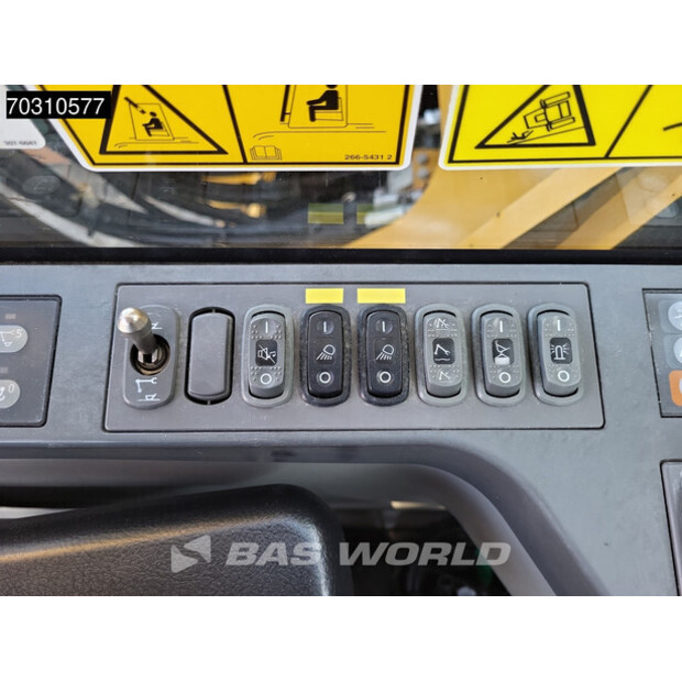 2017 Caterpillar 325FLCR-45869993