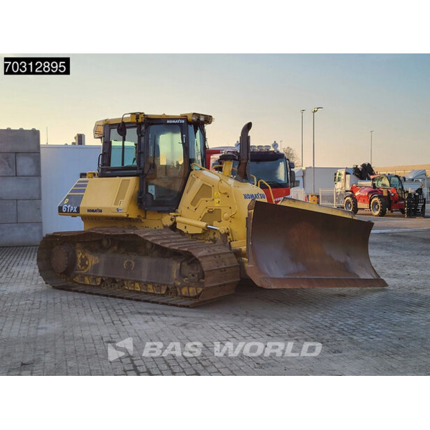 2017 Komatsu D61PX-24-45870047