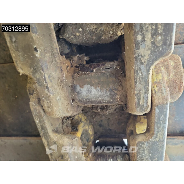 2017 Komatsu D61PX-24-45870063