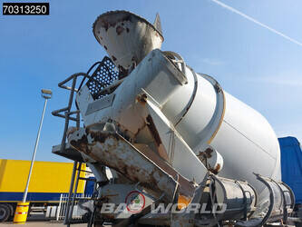 2018-mercedes-benz-arocs-1835-45870118