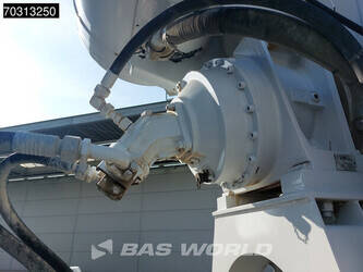 2018-mercedes-benz-arocs-1835-45870128