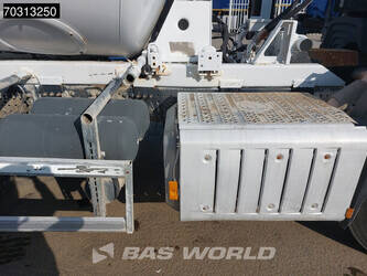 2018-mercedes-benz-arocs-1835-45870135