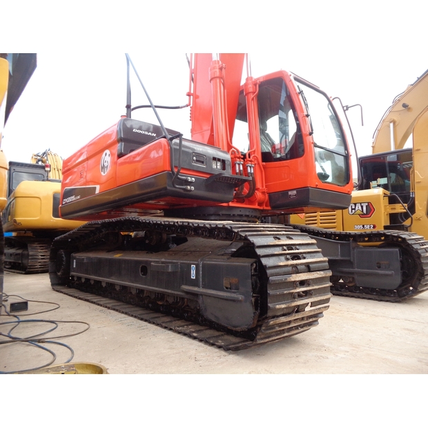 2023 Doosan DX225LC-45883847
