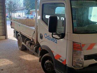 2009-nissan-cabstar-1430079-45883945