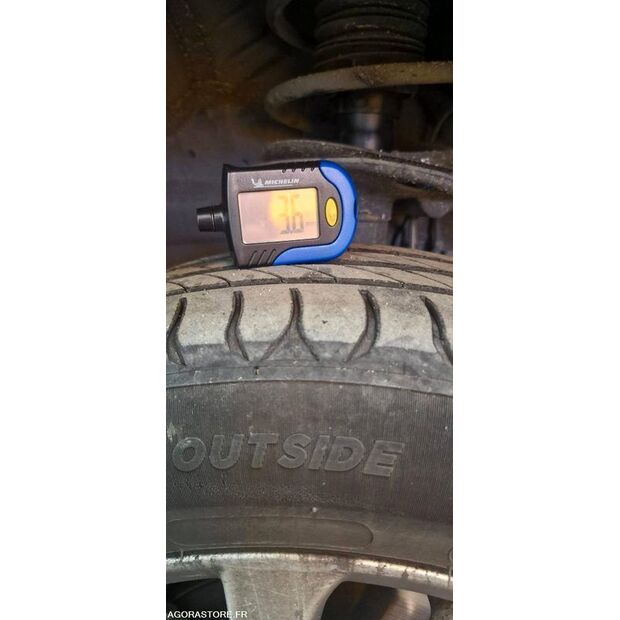 2015 Toyota AURIS-45883978