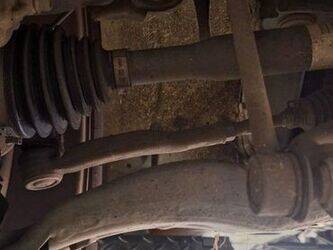 2015-toyota-auris-1430081-45883991