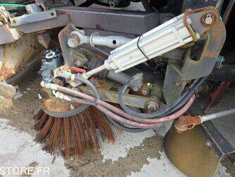 2011-renault-midlum-1430083-45884007