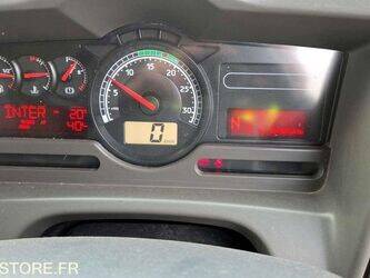 2011-renault-midlum-1430083-45884009