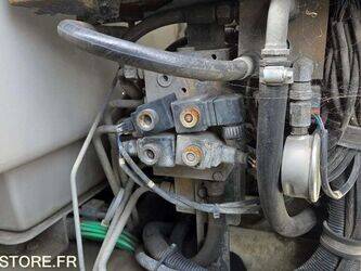 2011-renault-midlum-1430083-45884014