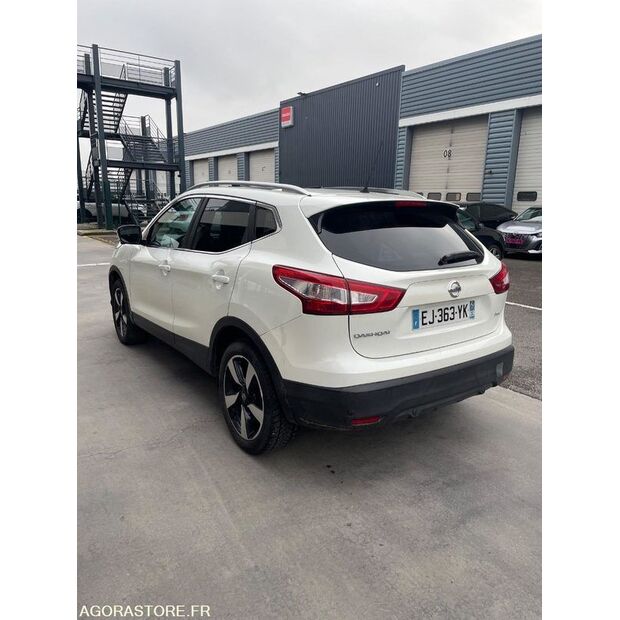 2017 NISSAN Qashqai-45884056
