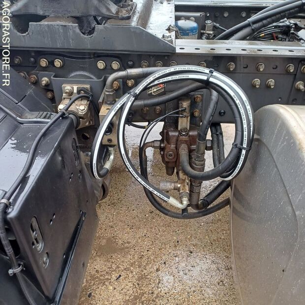 2011 Renault PREMIUM-45884122