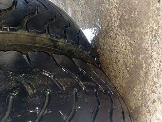 2011-renault-premium-1430089-45884124