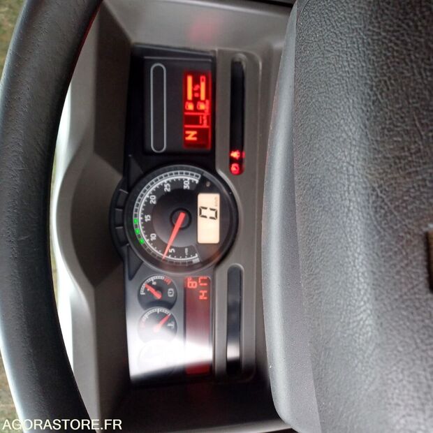 2011 Renault PREMIUM-45884129