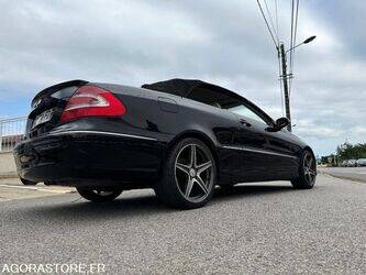 2004-mercedes-benz-clk-1430092-45884150