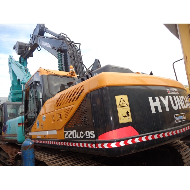 2023 هيونداي R220-9S-45884159